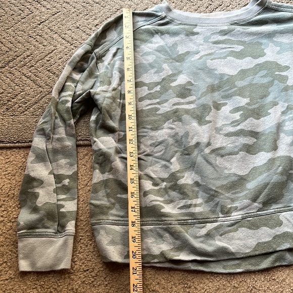 🧡Universal thread camo sweatshirt - Picture 3 of 4